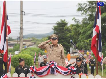 แพทย์หญิงจุฬาพันธุ์ เหมกูล ผู้อำนวยการโรงพยาบาลจิตเวชเลยราชนครินทร์ เข้าร่วมพิธีเจริญพระพุทธมนต์และพิธีวางพวงมาลาสดุดีวีรชน หน่วยผสม พลเรือน ตำรวจ ทหาร 1718